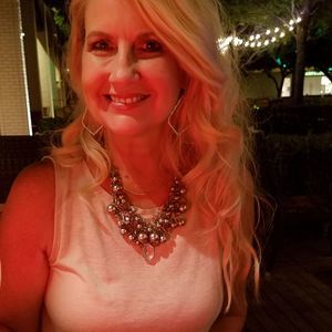 Meet your Posher, Jeanne